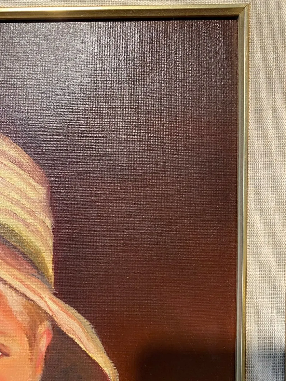 Portrait du garçon au chapeau de paille années 70/80, signé