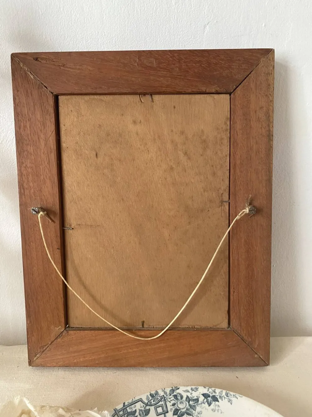 Portrait à l'huile ancien sur bois jeune femme