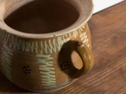 Pot ancien en céramique populaire vernissée – Europe centrale, vers 1930
