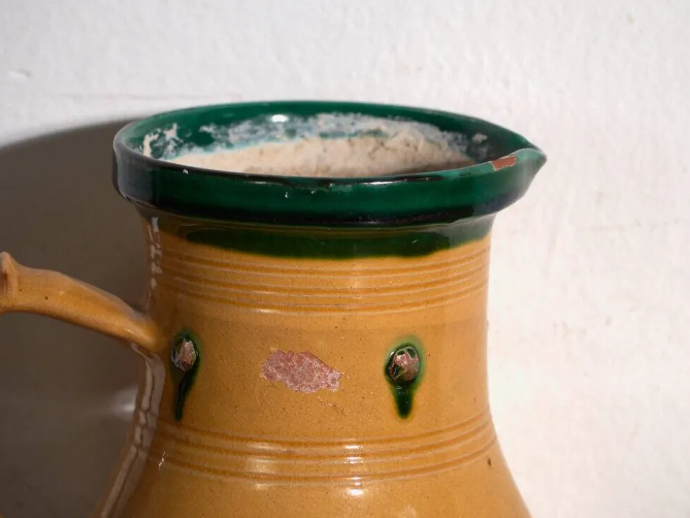 Pot ancien en céramique populaire vernissée – Europe centrale, vers 1930
