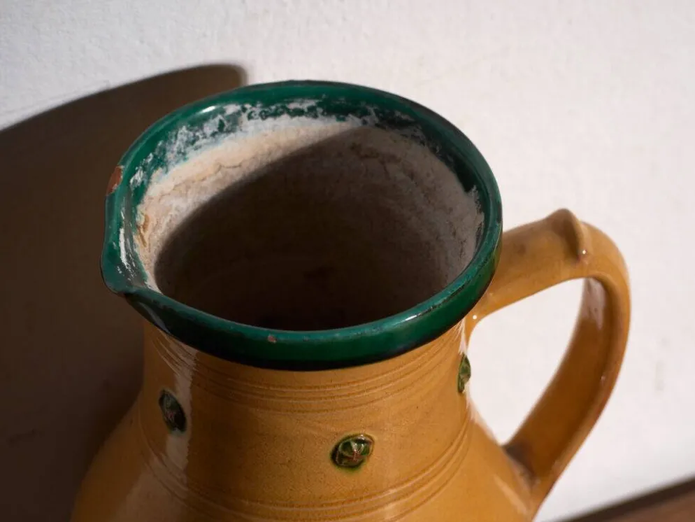 Pot ancien en céramique populaire vernissée – Europe centrale, vers 1930