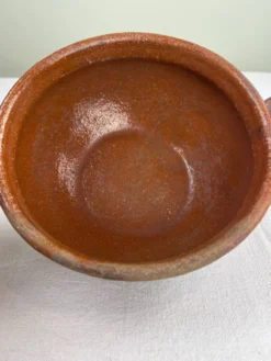 Pot brutaliste
