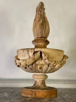 Pot à feu en bois sculpté, fin XVIIIème siècle