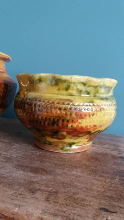 Pots de fleur, poterie provençale en terre cuite émaillée