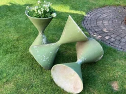 3 pots de fleurs Diabolo de Willy Guhl pour Eternit