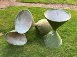 3 pots de fleurs Diabolo de Willy Guhl pour Eternit
