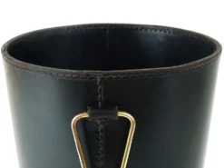 Poubelle à papier Mid-Century Carl Auböck en cuir noir et laiton, Autriche, années 1950