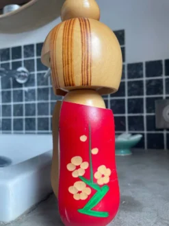 Poupée japonaise Kokeshi