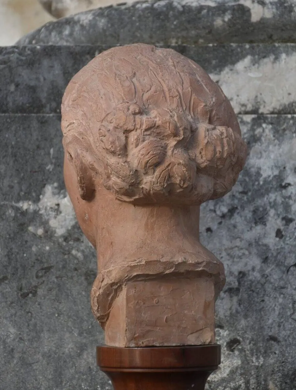 PRYAS, Buste de femme (vers 1935)