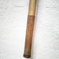 Raquette ancienne en bois avec cadre