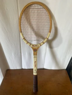 Raquette ancienne tennis montana red star bois vintage