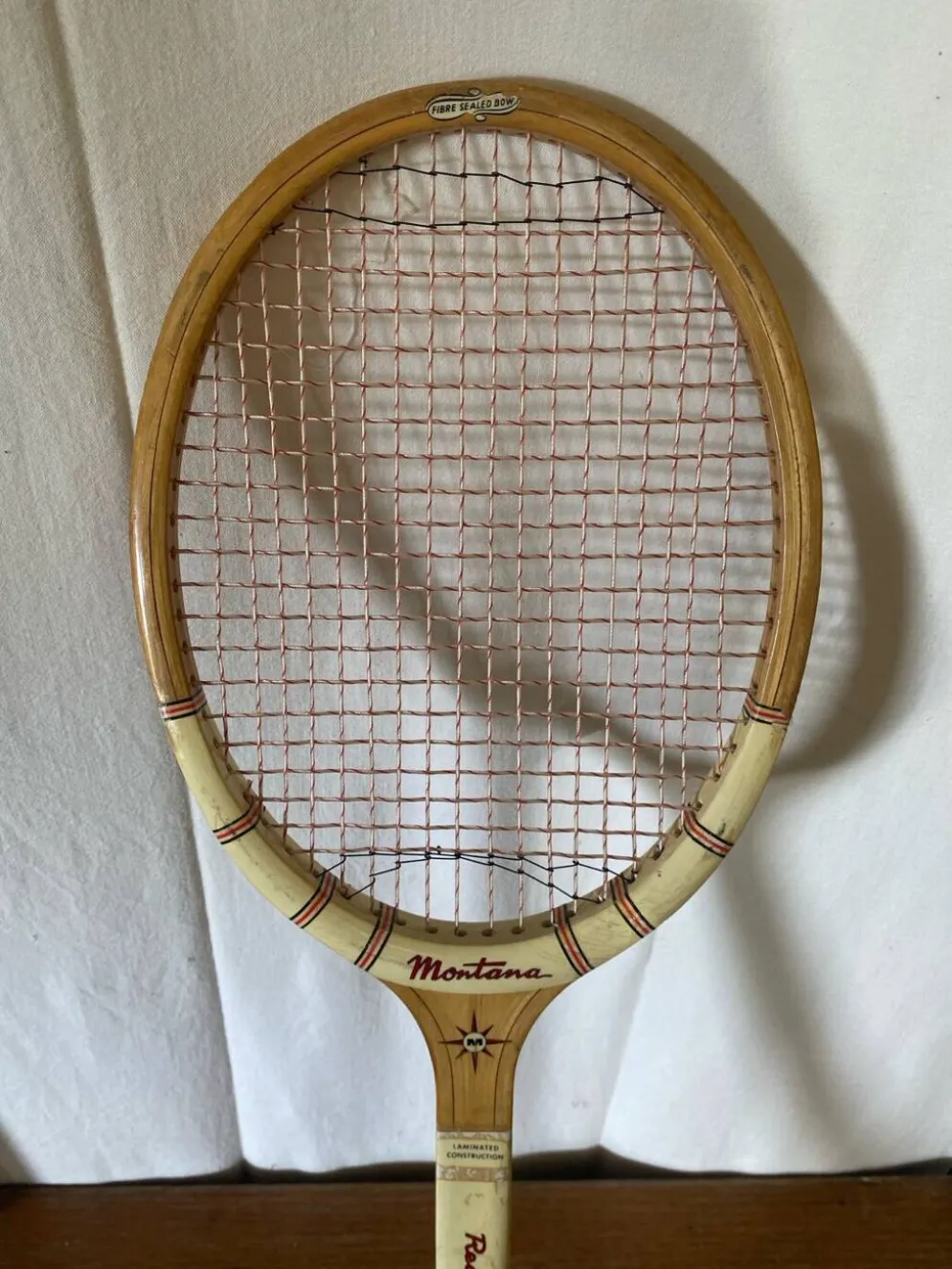Raquette ancienne tennis montana red star bois vintage