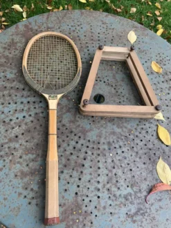 Raquette de tennis en bois tunmer spécial, protège tamis cadre en bois vintage et collector