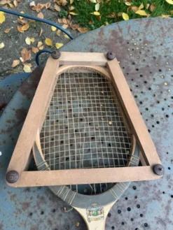 Raquette de tennis en bois tunmer spécial, protège tamis cadre en bois vintage et collector
