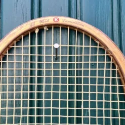 Raquette de tennis vintage