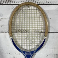 Raquette de tennis vintage