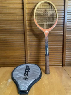Raquette tennis ancienne adidas lady bois + housse adidas vintage #e19
