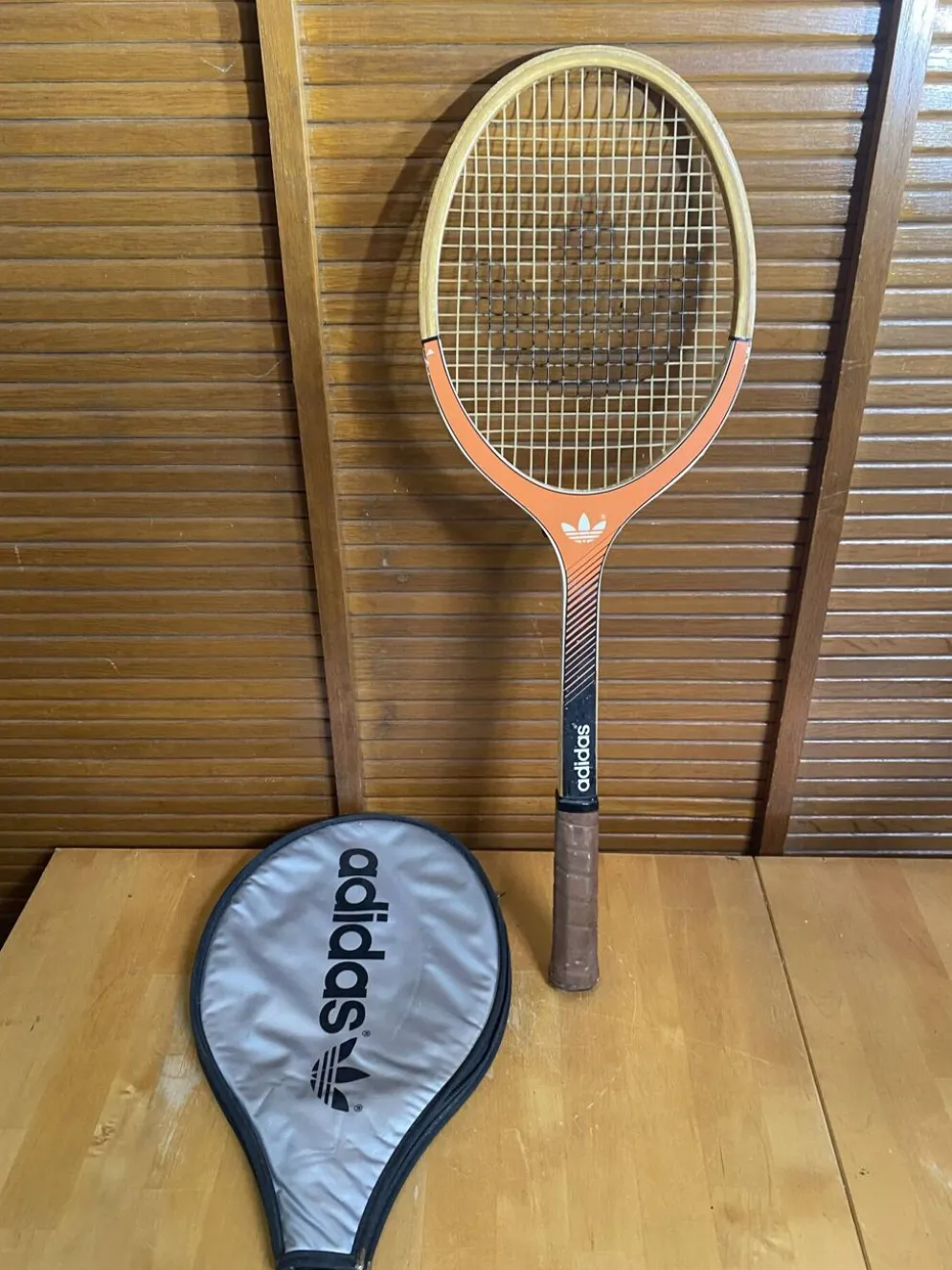 Raquette tennis ancienne adidas lady bois + housse adidas vintage #e19