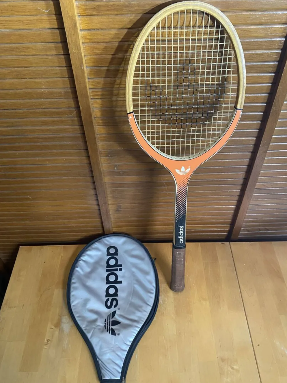 Raquette tennis ancienne adidas lady bois + housse adidas vintage #e19