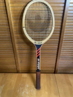Raquette Tennis Ancienne ADIDAS Ilie Nostase Bois Sport + Housse Vinta