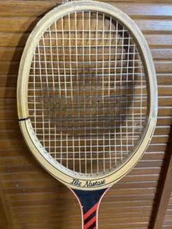 Raquette Tennis Ancienne ADIDAS Ilie Nostase Bois Sport + Housse Vinta