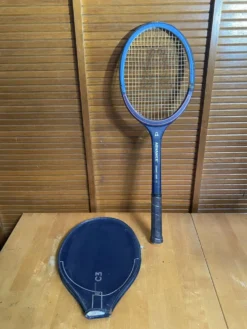 Raquette tennis ancienne courrier advance court ace 2 bois housse vint