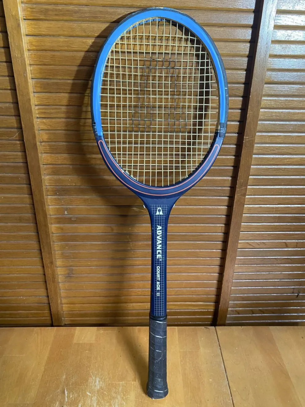 Raquette tennis ancienne courrier advance court ace 2 bois housse vint