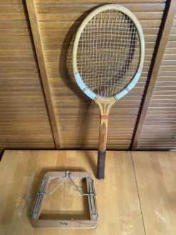 Raquette tennis ancienne dunlop maxply bois + protection sport vintage
