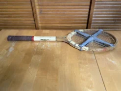 Raquette Tennis Ancienne ROYAL CLUB Pinguin Bois SportVintage #E221