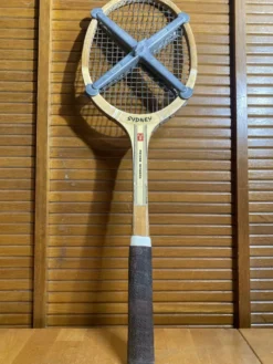 Raquette Tennis Ancienne SYDNEY Georges DENIAU Bois + DYNA Metaly Vint
