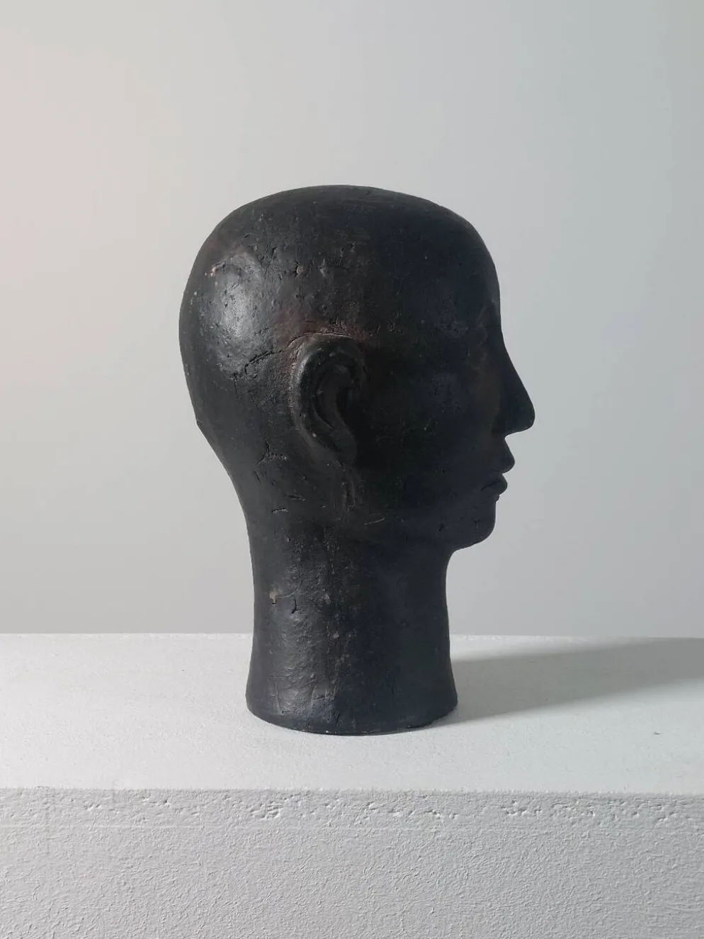 Rare buste en céramique de portrait Wunderkammer