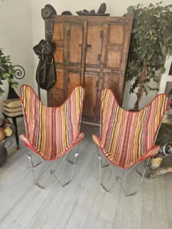 Rare ! Fauteuil papillon unique.