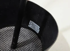 Rare porte-parapluies de Shiro Kuramata pour Pastoe 1986