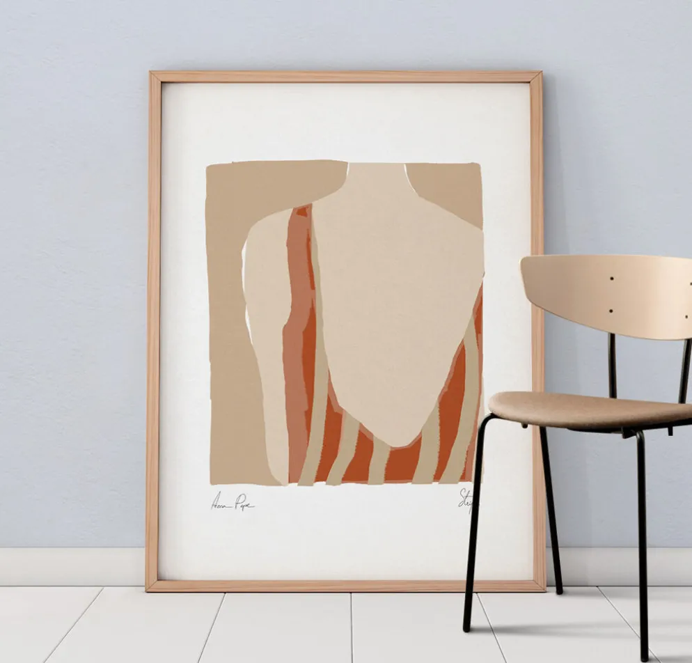 Reproduction d'art giclée encadrée d'une figure féminine, 50 x 70 cm