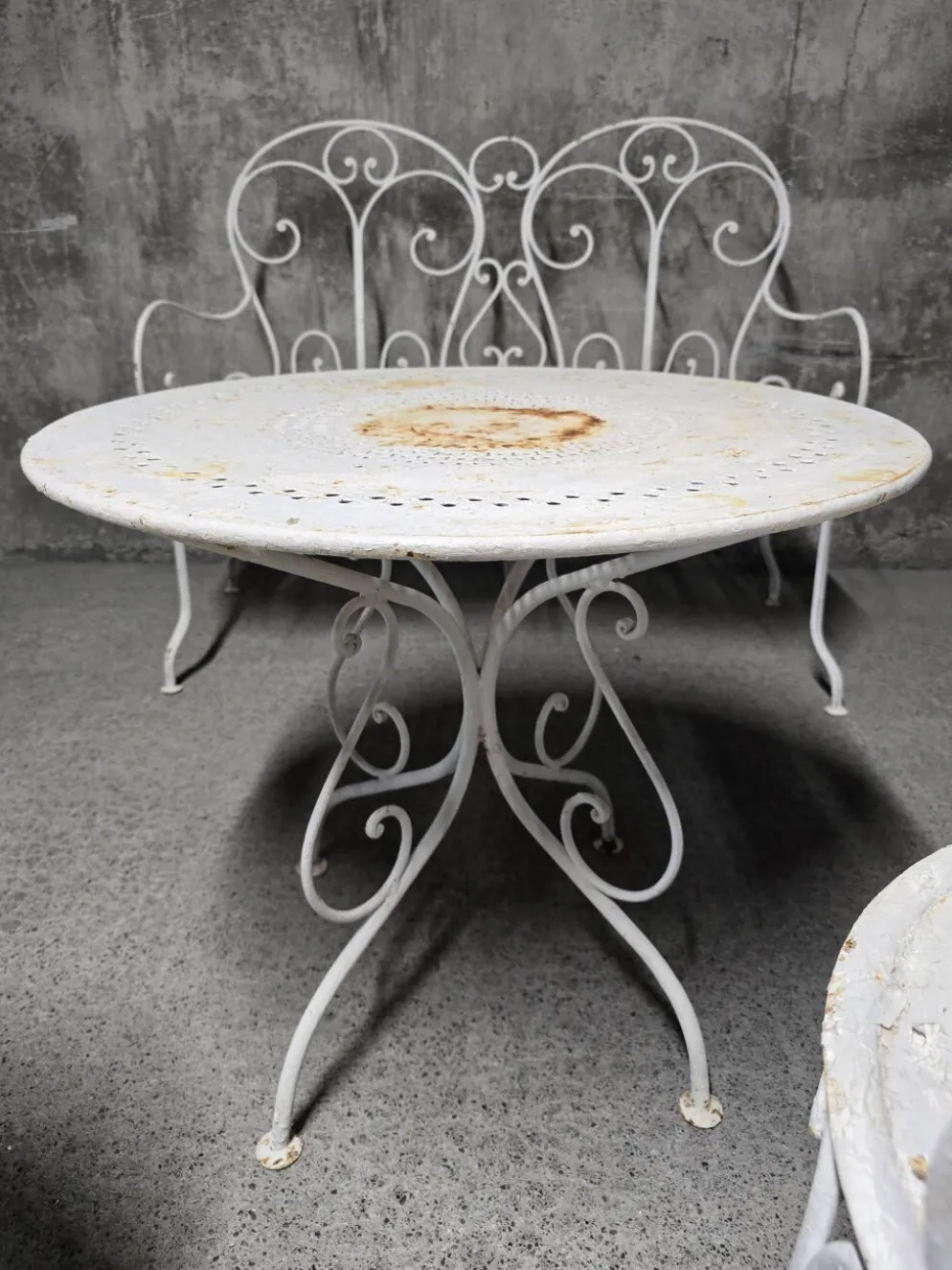 Salon de jardin ancien en fer forgé, début du XXe siècle