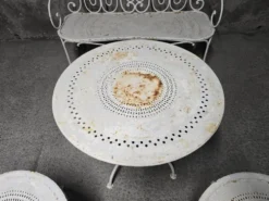 Salon de jardin ancien en fer forgé, début du XXe siècle