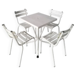 Salon de jardin bistrot vintage en fer