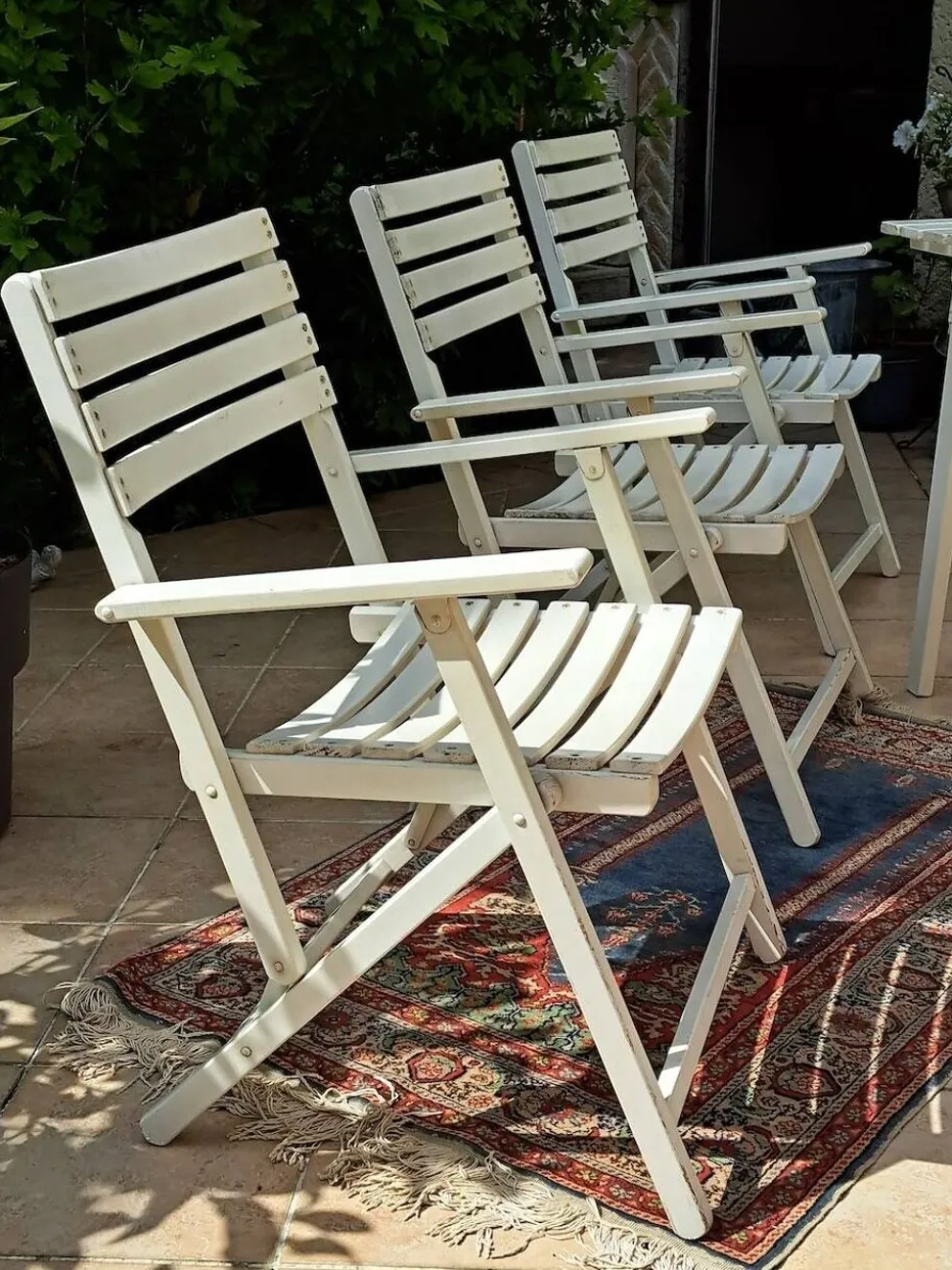 Salon de jardin bois blanc vintage