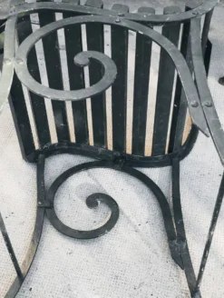 Salon de jardin 6 chaises dit de Vichy ? Art nouveau 1880 ?