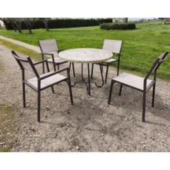 Salon de jardin en pierre piétement fer vintage des années 70