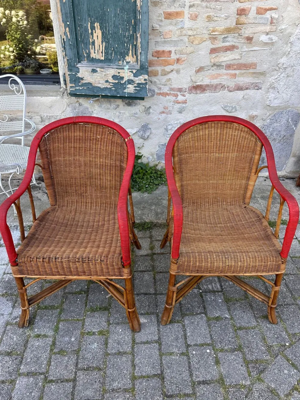 Salon de jardin en rotin vintage
