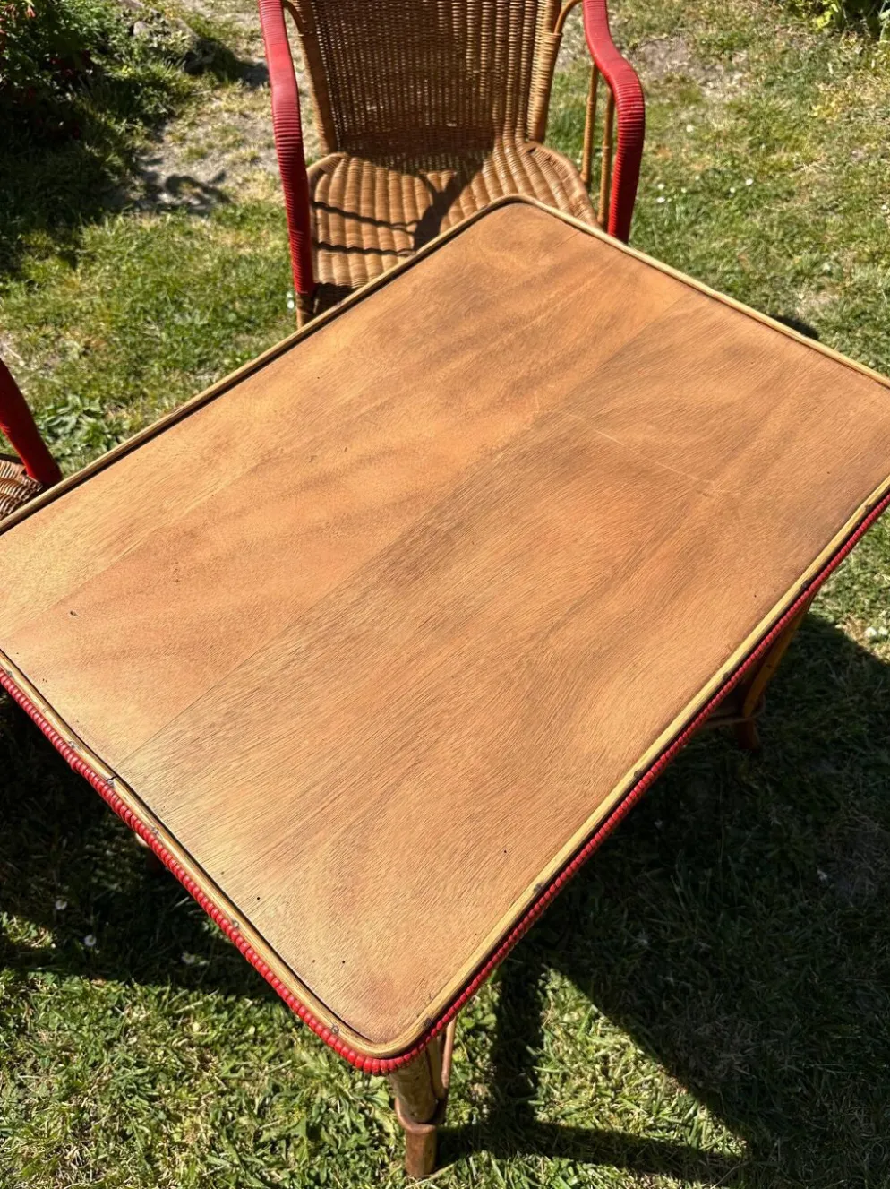 Salon de jardin en rotin vintage