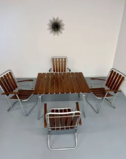 Salon de jardin vintage pliant, table et 4 fauteuils en bois et métal, 1960