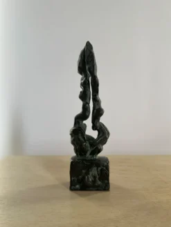 Sculpture abstraite en bronze du milieu du siècle