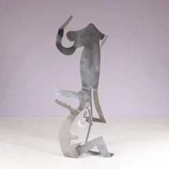 Sculpture abstraite en métal des années 1990 nommée : mensch mit mensch Guido Hafner allemand