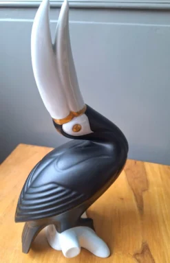 Sculpture art déco toucan de Jaroslav Ježek pour Royal Dux, œuvre en p