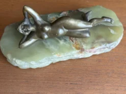 Sculpture Art Deco nu féminin bronze et socle onyx