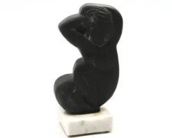 Sculpture d'après Amedeo Modigliani, femme nue signée A Crespelle