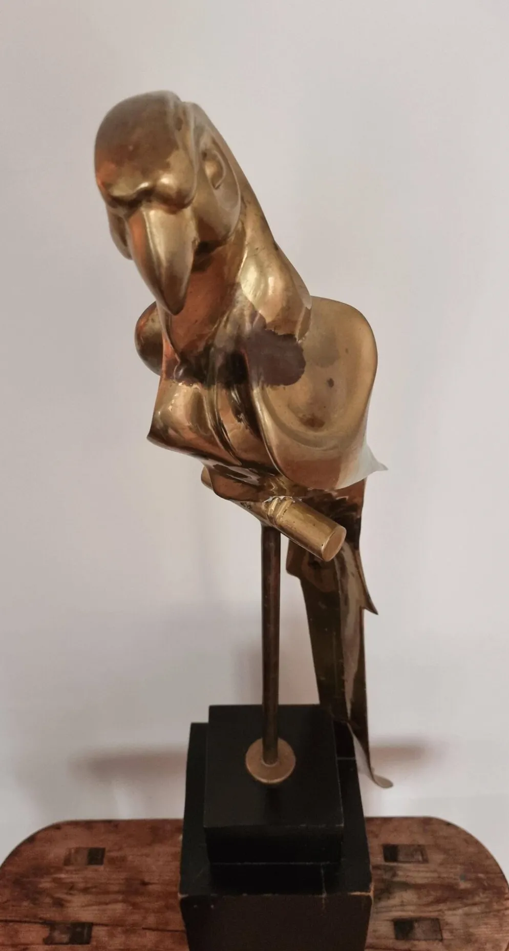 Sculpture décorative en laiton massif représentant un perroquet, années 1970, Palm Beach/Hollywood Regency
