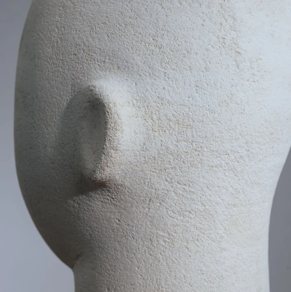 Sculpture de femme moderniste en grès, années 1980